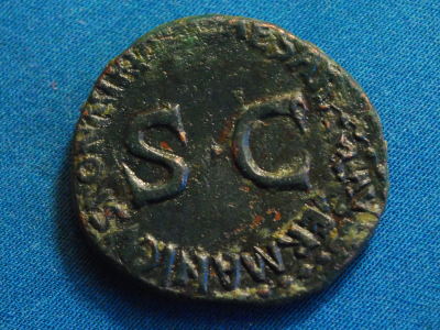 Unusual-Caligula-Bronze